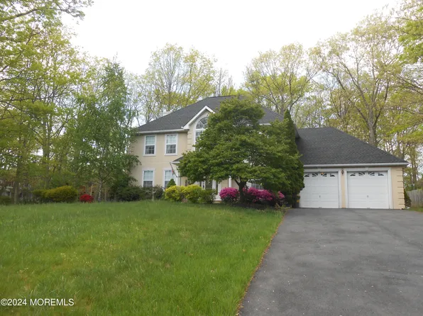 2 Calvary Court, Jackson, NJ 08527