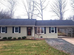 570 Brightsfield Ct, Rural Hall, NC 27045