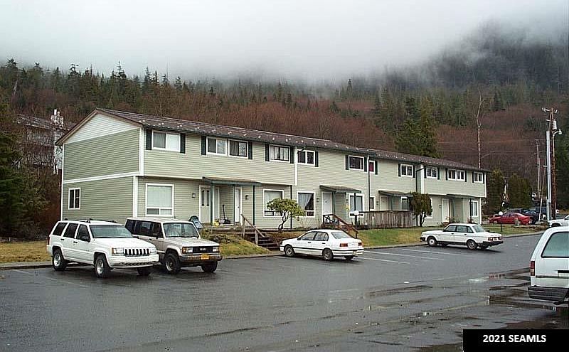 2nd image of 3250 Denali Ave APT 2
