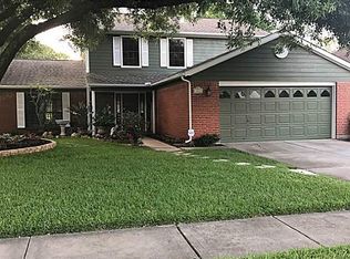 807 Oak Harbor Dr, Houston, TX 77062