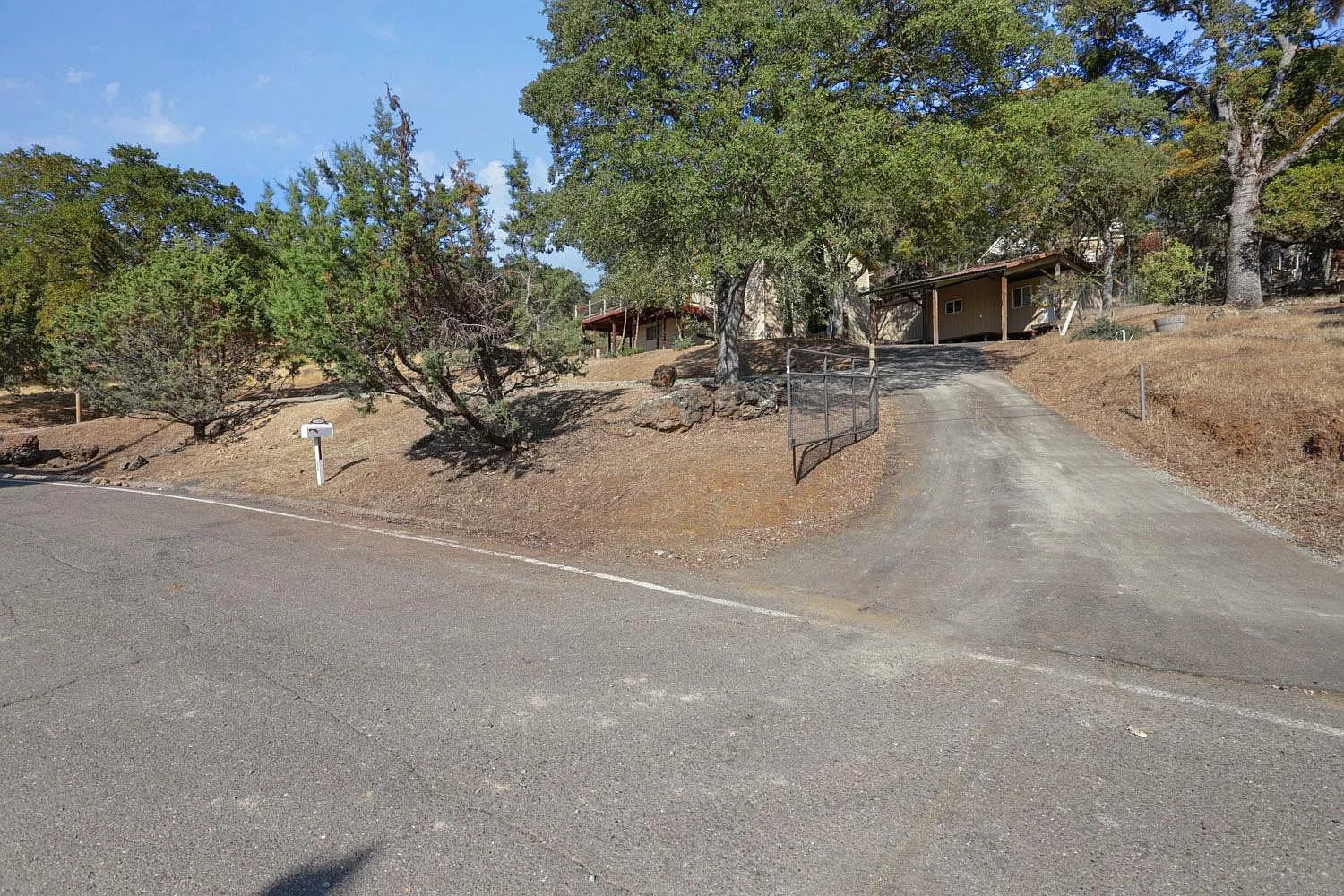 3385 Botfuher Rd photo 1