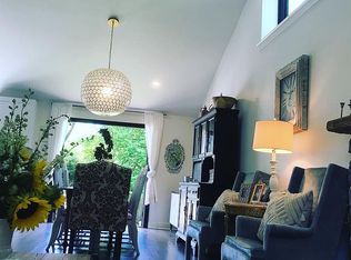 589 Walker Rd, Wayne, PA 19087