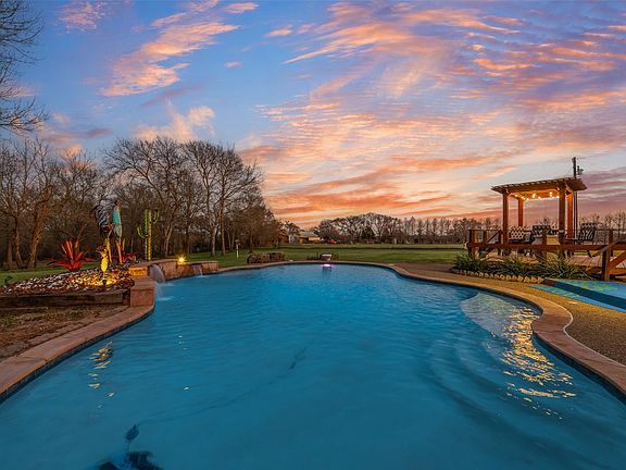 2nd image of 13550 County Road 2919