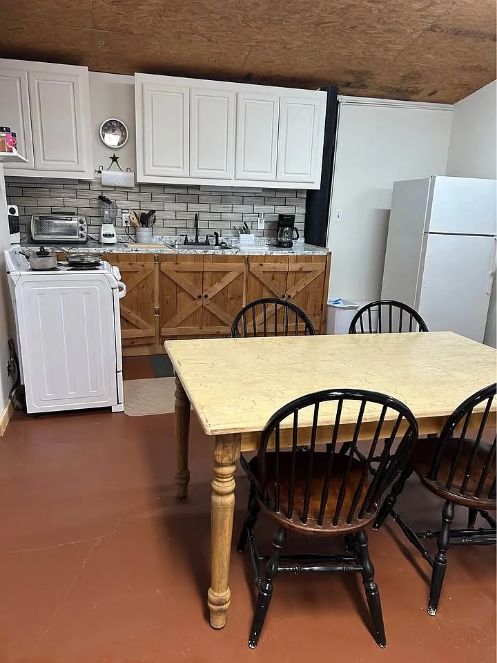 1 bed, 900 sqft, $1,150 — Photo 1