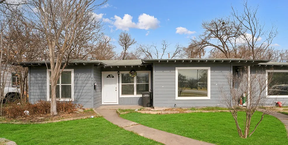 2513 Cincinnati Avenue - 1 — Photo 1