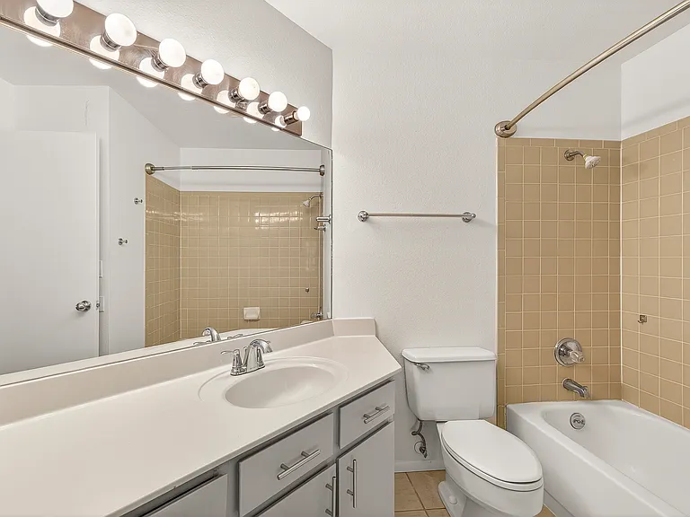 2324 N Whispering Pines Way #1 — Photo 14