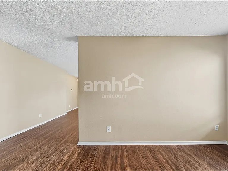 4652 Cool Ridge Ct — Photo 6