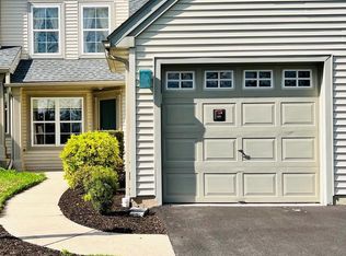 90 Hawk Valley Ln, Denver, PA 17517