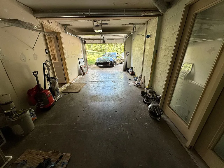 213 S Poplar Dr — Photo 27