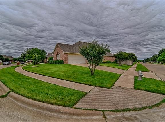 2nd image of 1331 Pegasus Dr