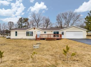 W7486 State Highway 65, Beldenville, WI 54003