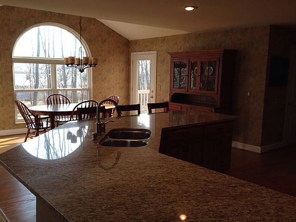 4th image of 9714 Summers Pond Dr