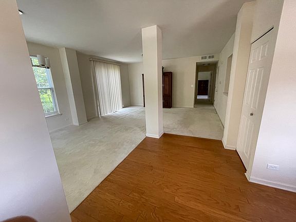 3rd image of 759 Stonewall Ct