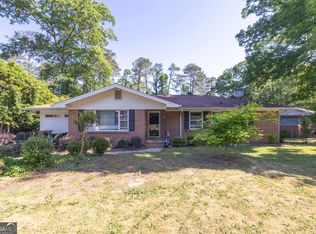 408 Skyway Dr, Warner Robins, GA 31088