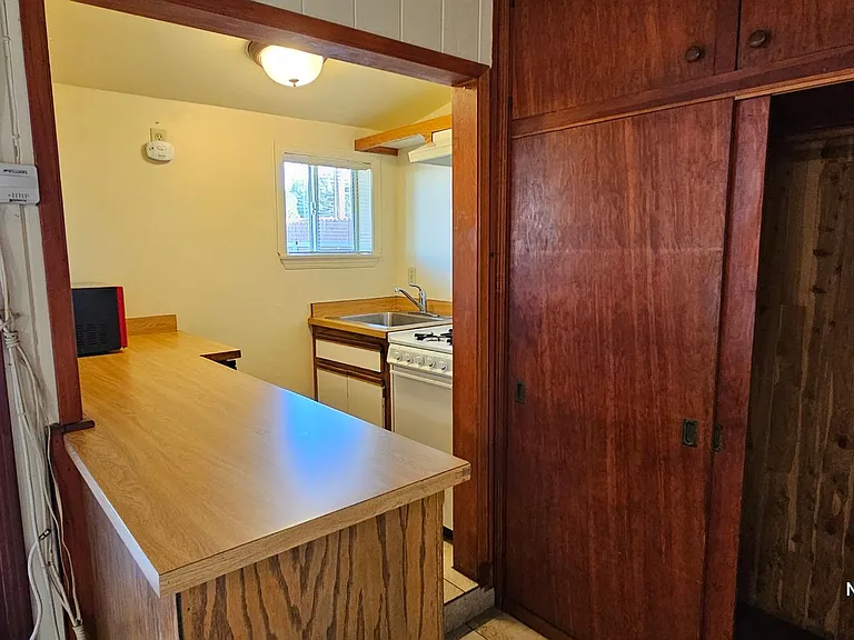 208 E Hermosa St #A — Photo 8