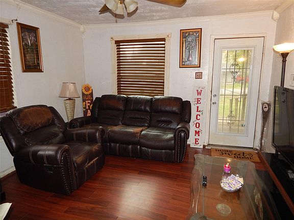 2nd image of 2449 Garwood Dr