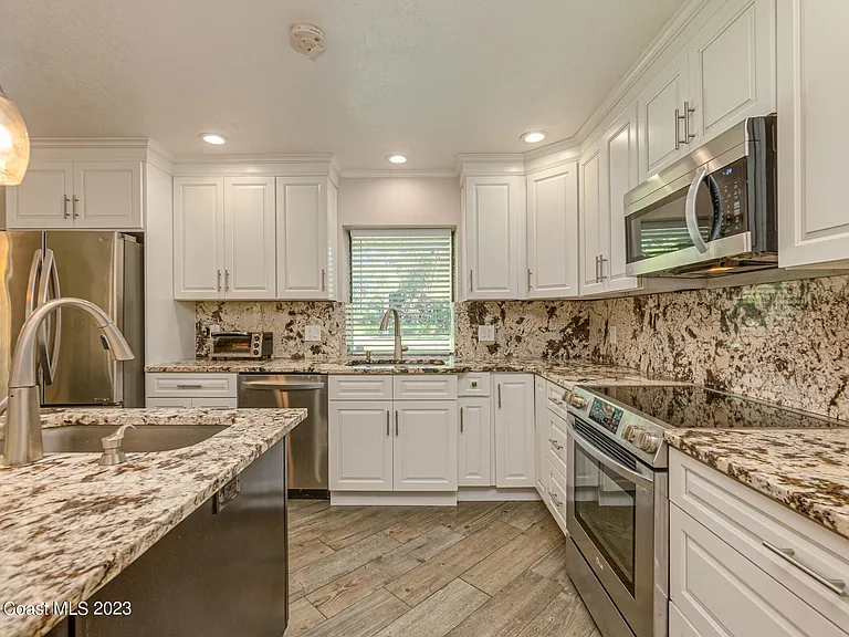 1639 Emmaus Rd NW — Photo 32