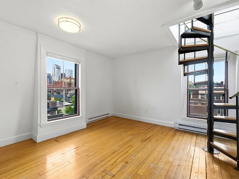 49 Brimmer St #9 — Photo 4