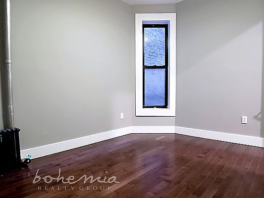 5th image of 481 W 159th St APT 35
