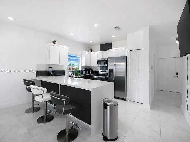 15045 SW 38th Ter — Photo 7