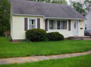 511 Hamilton St, Washington, IL 61571