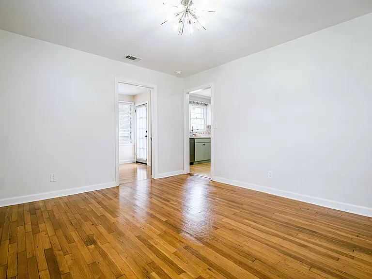 5604 Paulsen St — Photo 24