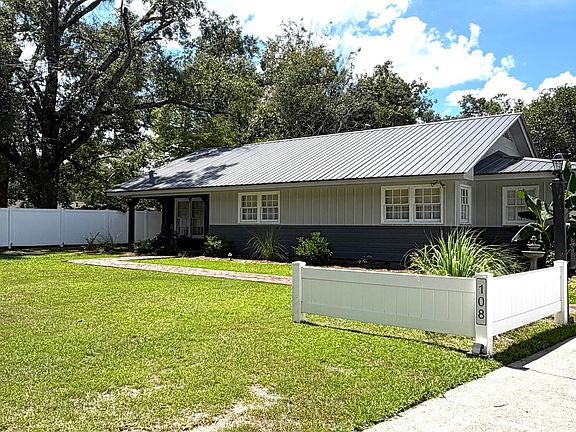 2nd image of 108 Case Ave