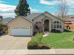 160 Keystone Way, Eagle Pt, OR 97524