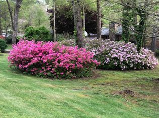 105 Cardinal Dr, Seneca, SC 29672