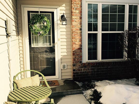 Front Entry Way