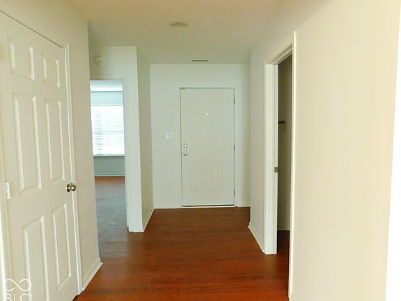 5th image of 2329 Bremhaven Ct