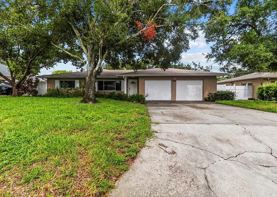 1st image of 55 VELMA DRIVE W