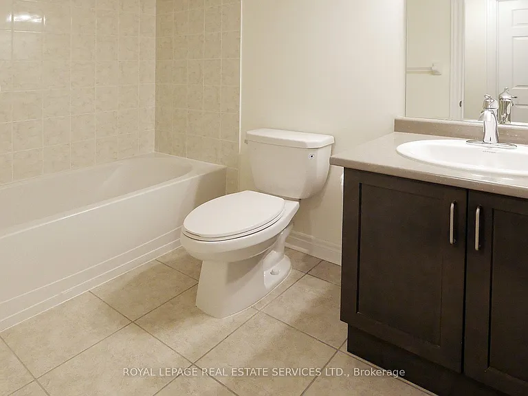 103 Huguenot Rd — Photo 32