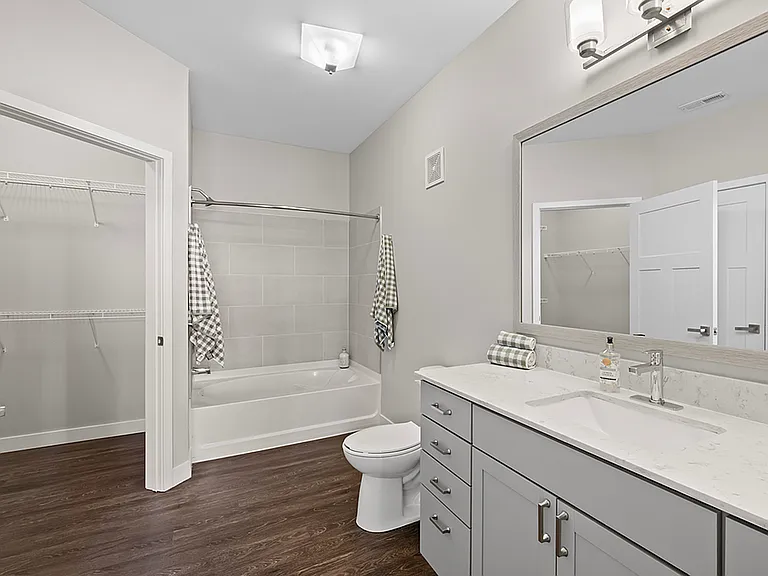Satori Flats — Photo 25