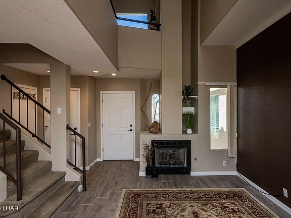 5th image of 420 Acoma Blvd S Unit 39