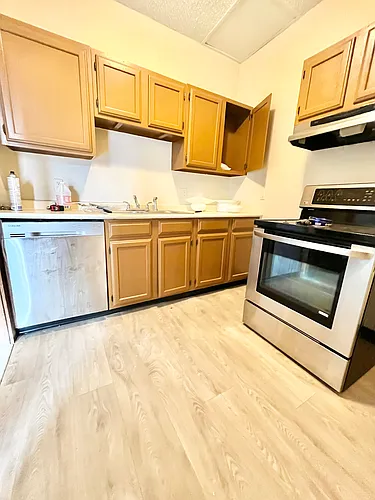 151 S Pearl St #2 Photo 1