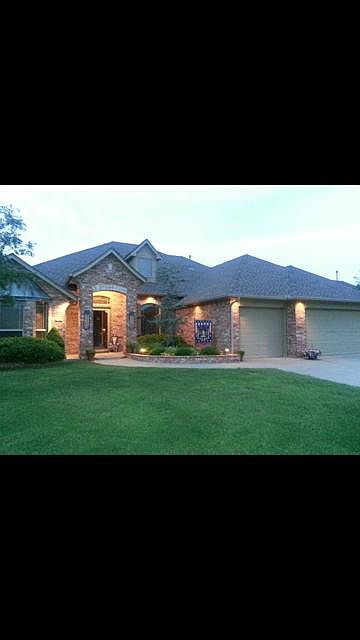1st image of 10613 NW 41st St