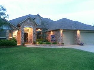 10613 NW 41st St, Yukon, OK 73099