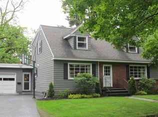 7 Luzerne Pl, Queensbury, NY 12804