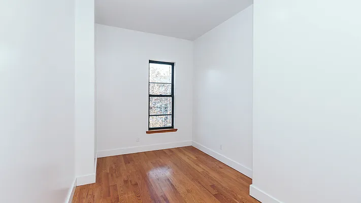 Rented by Nooklyn NYC LLC | media 17