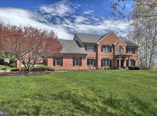 717 Cricket Glen Rd, Hummelstown, PA 17036