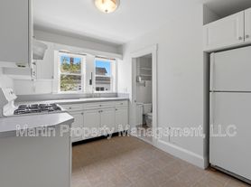 61-63 Church St, Watertown, MA