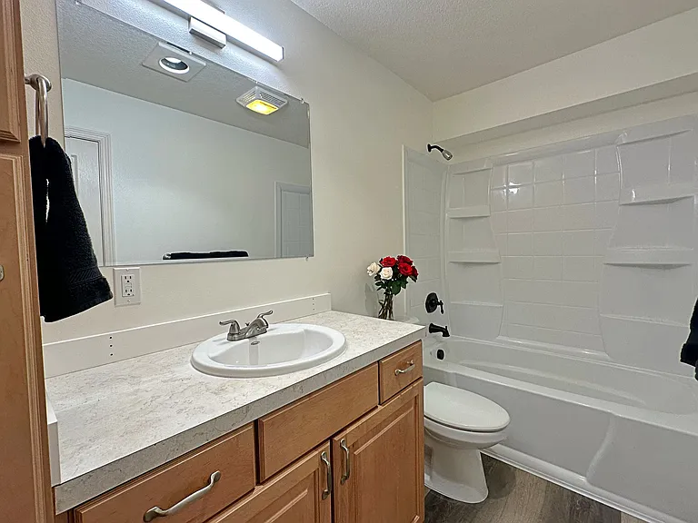 11046 SW Greenburg Rd #125 — Photo 10