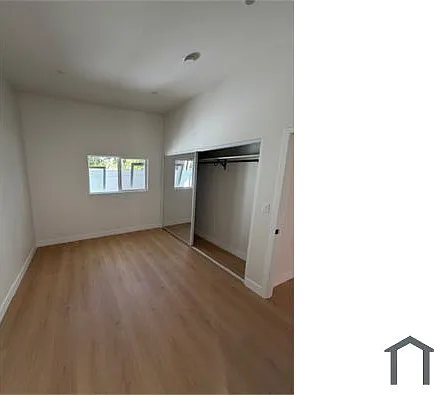 10558 Debra Ave — Photo 7