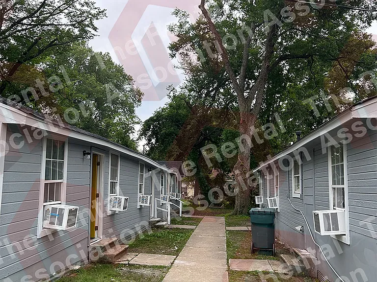 3010 Church St #A — Photo 2