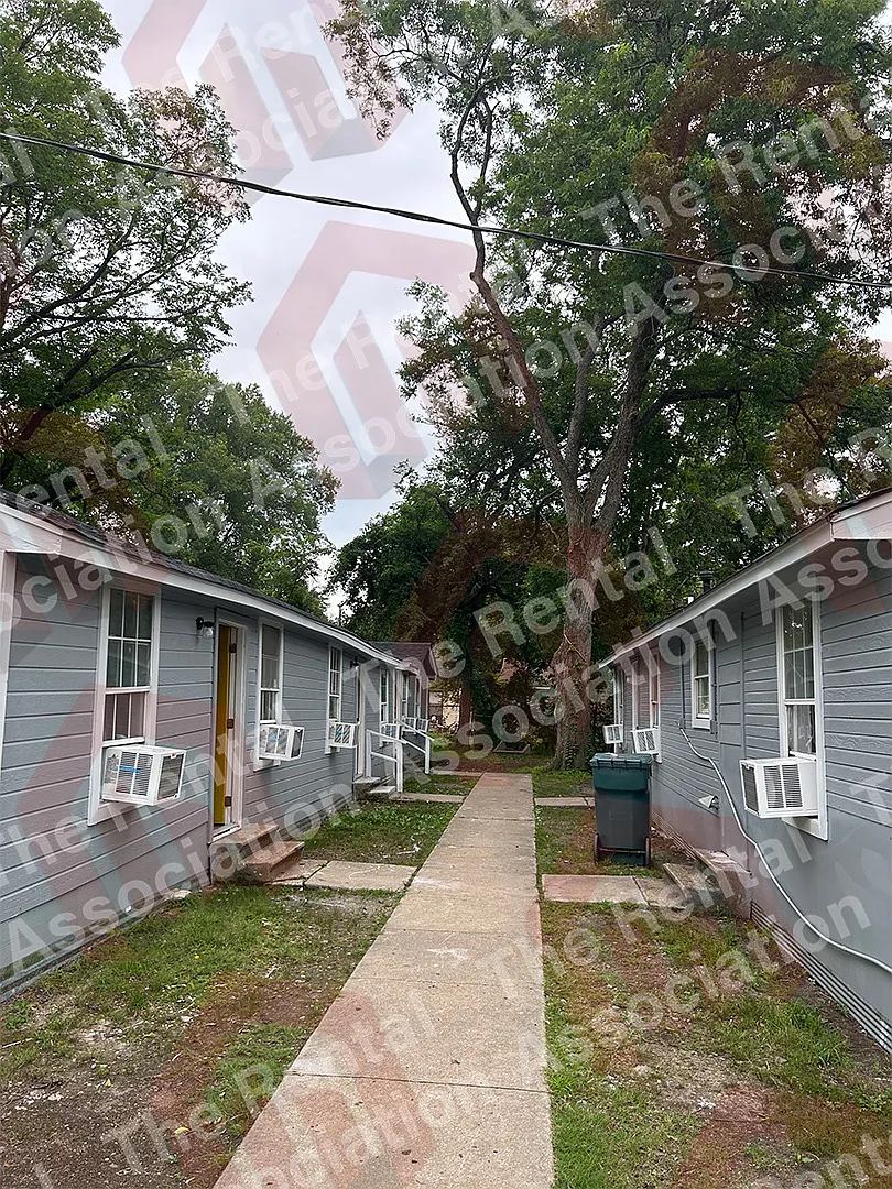 Building Photo - 3010 Church St #A