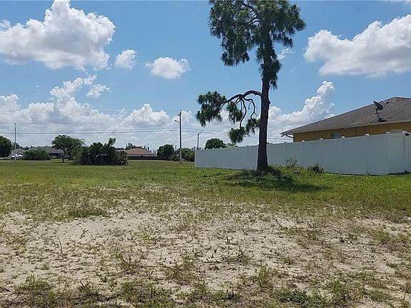 4th image of 2817/2819 SW 8th Pl