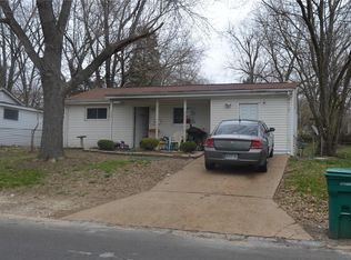 10066 Earl Dr, Saint Louis, MO