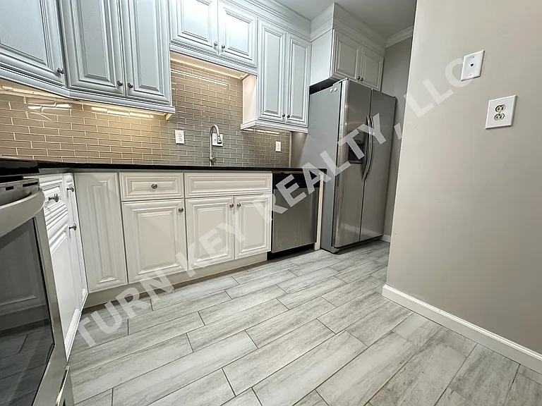 417 Skyview Dr #A — Photo 5