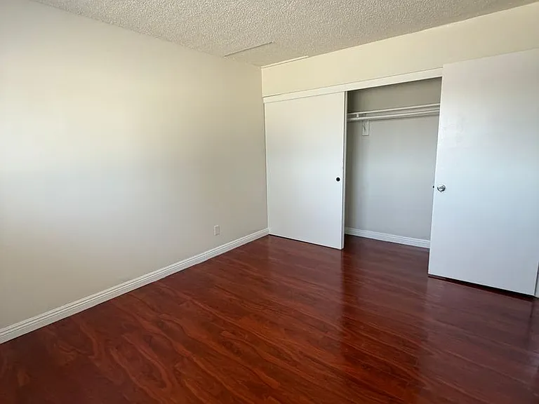 14814 Inglewood Ave. — Photo 2